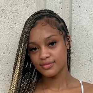 Jordyn Leaane Headshot 3 of 6