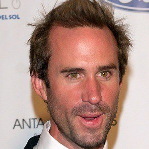 Joseph Fiennes Headshot 7 of 10