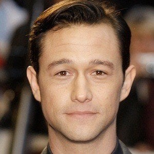 Joseph Gordon-Levitt at age 32