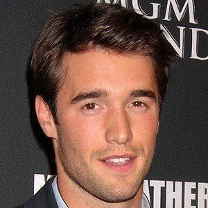 Josh Bowman Headshot 7 of 10