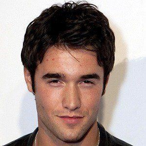 Josh Bowman Headshot 8 of 10