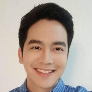 Joshua Garcia Headshot 6 of 10