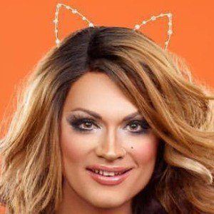 Joslyn Fox Headshot 4 of 9