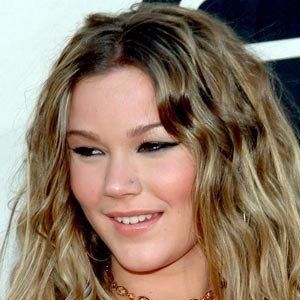 Joss Stone Headshot 10 of 10