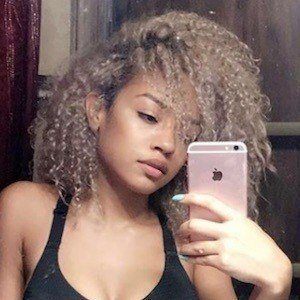 Juanialys - Age, Family, Bio | Famous Birthdays