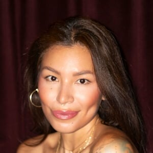 Julia Gandara Headshot 3 of 6