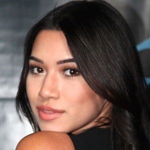 Julia Kelly Headshot 8 of 8