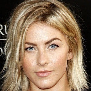 Julianne Hough at age 25