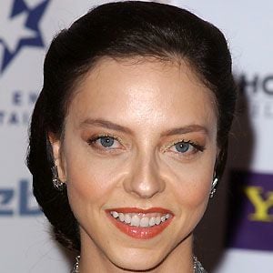 Juliet Landau - Bio, Family, Trivia | Famous Birthdays