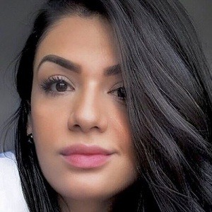 July Jardim Headshot