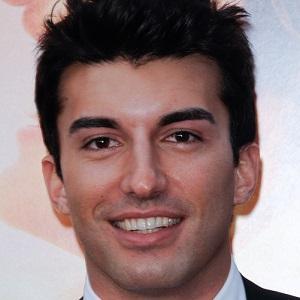 Justin Baldoni at age 26