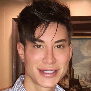 Justin Jedlica Headshot 2 of 10