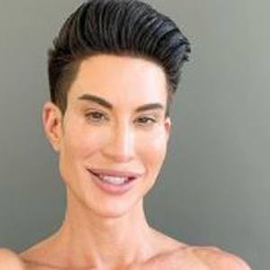 Justin Jedlica Headshot 4 of 10