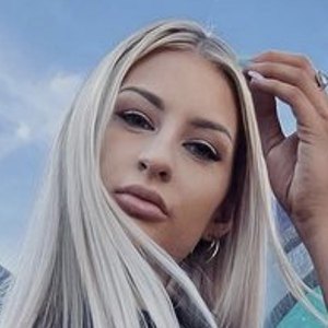 justmaddyx at age 24