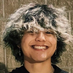 Guess the celebrity