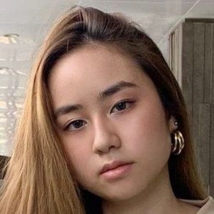 karaysabella Headshot 2 of 10