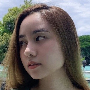 karaysabella Headshot 3 of 10