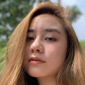karaysabella Headshot 4 of 10