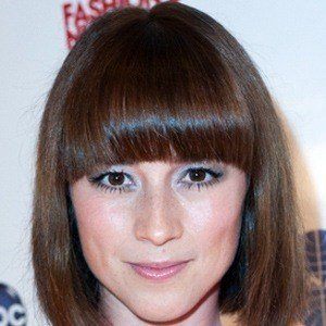 Karine Vanasse - Bio, Family, Trivia | Famous Birthdays