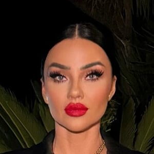 Kasia Vuorinen Headshot 4 of 4