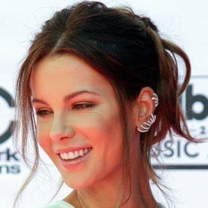 Kate Beckinsale at age 42