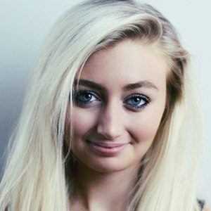 Kate Duncan Headshot