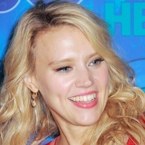 Kate McKinnon at age 32