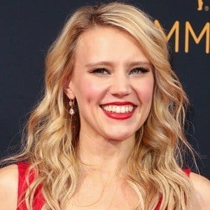 Kate McKinnon at age 32