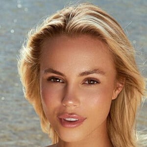 Katelyn Lordahl Headshot 6 of 12