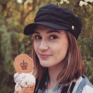 Katherine Barrell Headshot 5 of 9