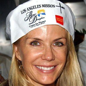 Katherine Kelly Lang Headshot 4 of 4