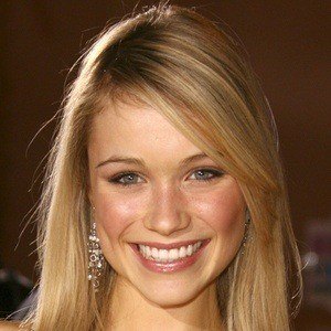 Katrina Bowden Headshot 10 of 10