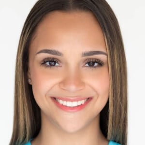 Kayla Rushetsky Headshot 3 of 10