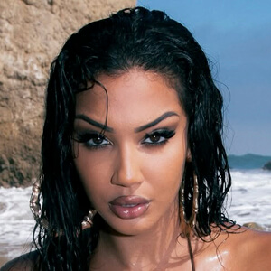 Kayla Vasquez Headshot 7 of 10