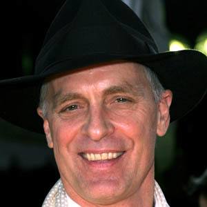 Keith Carradine - Bio, Family, Trivia | Famous Birthdays