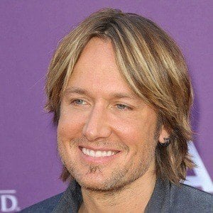 Keith Urban Headshot 9 of 10