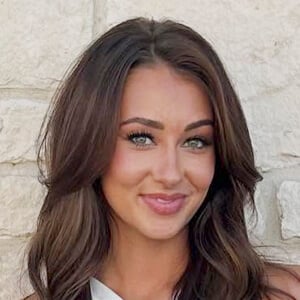 Kelcey Wetterberg Headshot 3 of 5