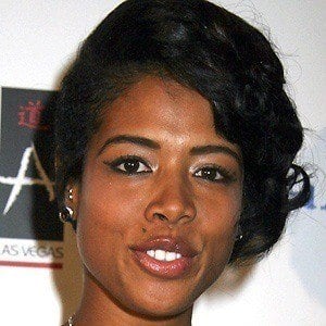 Kelis at age 28