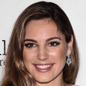 Kelly Brook Headshot 9 of 10