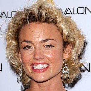 Kelly Carlson Headshot 10 of 10