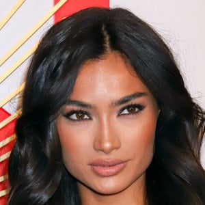 Kelly Gale Headshot 3 of 5