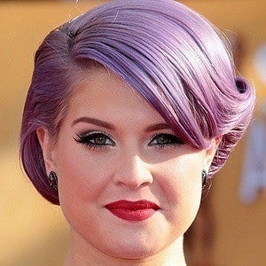 Kelly Osbourne at age 28