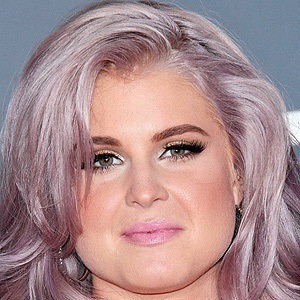 Kelly Osbourne at age 27