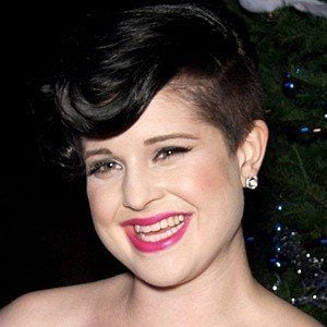 Kelly Osbourne Headshot 10 of 10