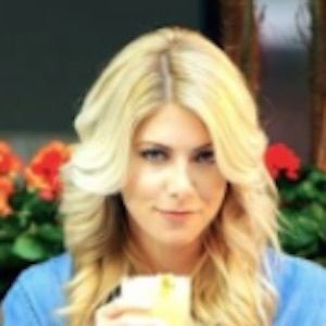 Kelly Rizzo Headshot