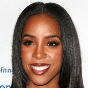 Kelly Rowland Headshot 9 of 9