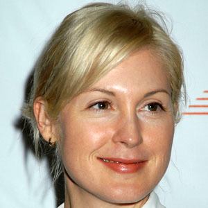 Kelly Rutherford Headshot 10 of 10