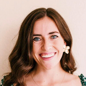 Kelsey Oppenheim Headshot 4 of 6