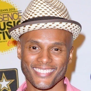 Kenny Lattimore Headshot 5 of 6