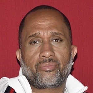 Kenya Barris Headshot 5 of 8